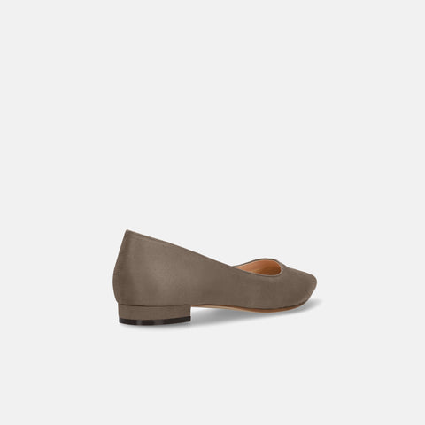 20%OFF：2025AW：iCoN COLORS：ポインテッドトゥ スエード フラットシューズ（C20142）グレージュS/mamian（マミアン）