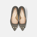 予約：2026AW：バックルリボン付き アーモンドトゥ パンプス（lt7001）チャコールS/mamian（マミアン）